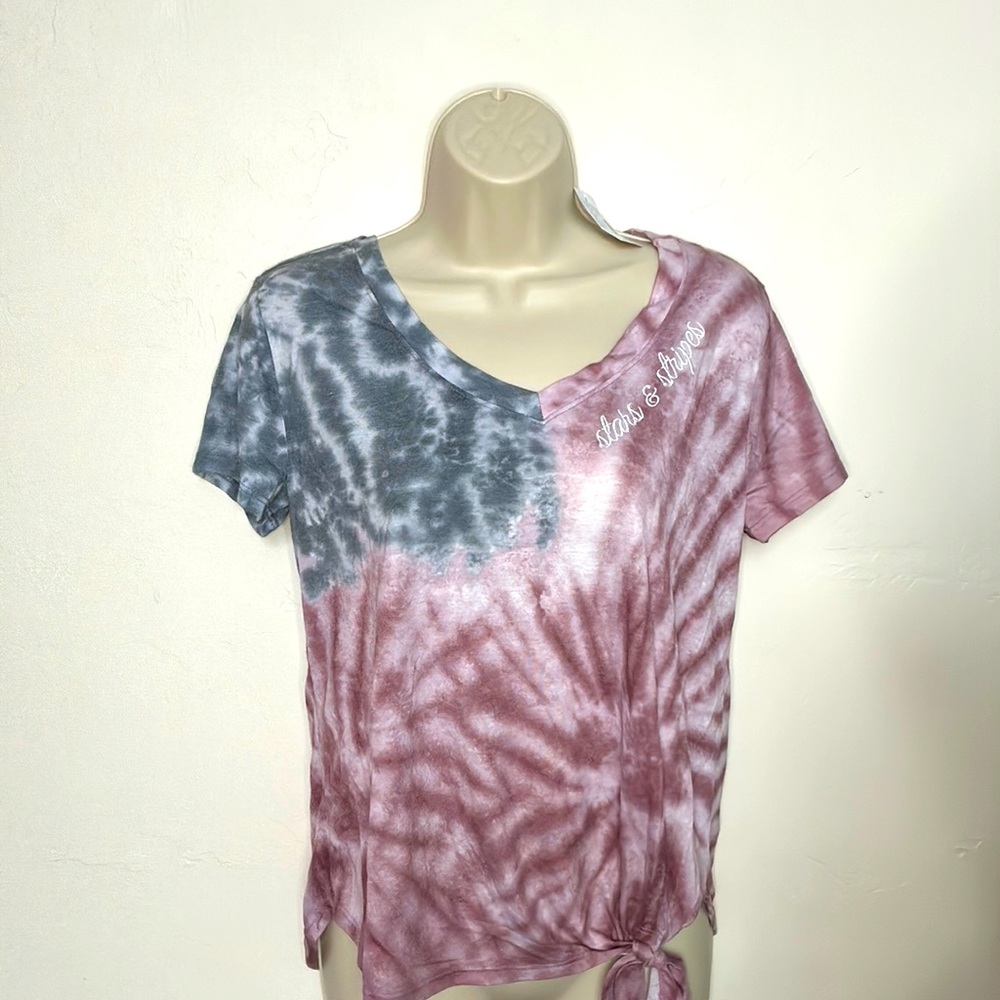 Women’s t-shirt-  small